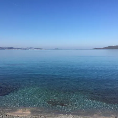 Semesterbostad Beach House With Direct Access To Private Beach Near Bodrum