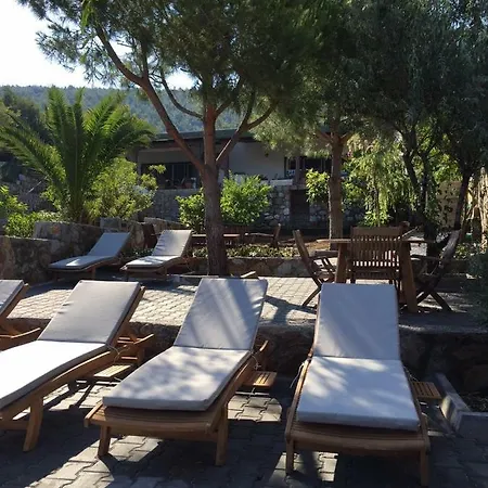 Beach House With Direct Access To Private Beach Near Bodrum * Camlik (Bodrum)