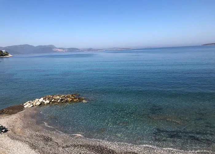 Beach House With Direct Access To Private Beach Near Bodrum