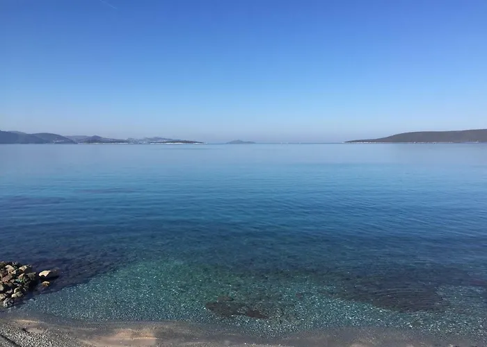 度假居 Beach House With Direct Access To Private Beach Near Bodrum